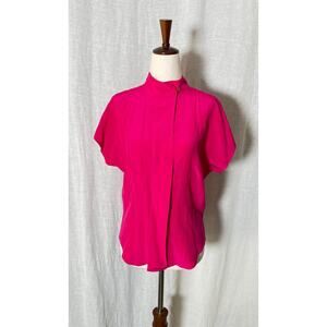 Vintage Michelle Stuart Hot Silk Short Sleeve Blouse with Back Darts
Size 10